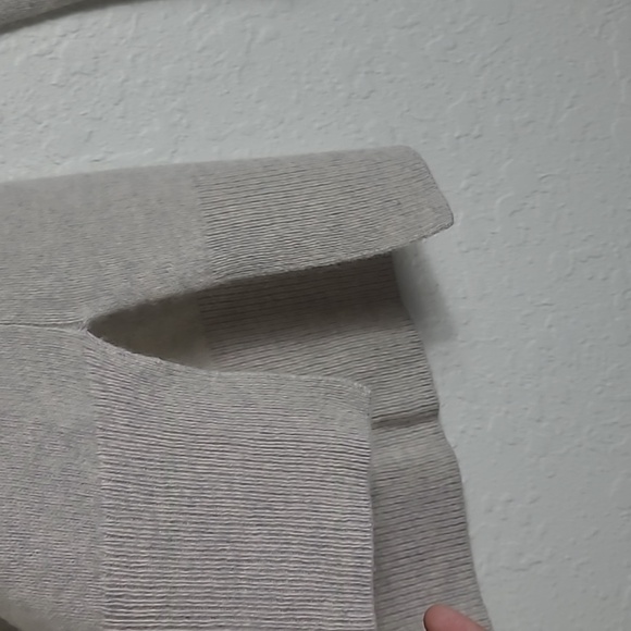 Vertical Design Cashmere  2 Ply Sweater Top Size S - Picture 3 of 6
